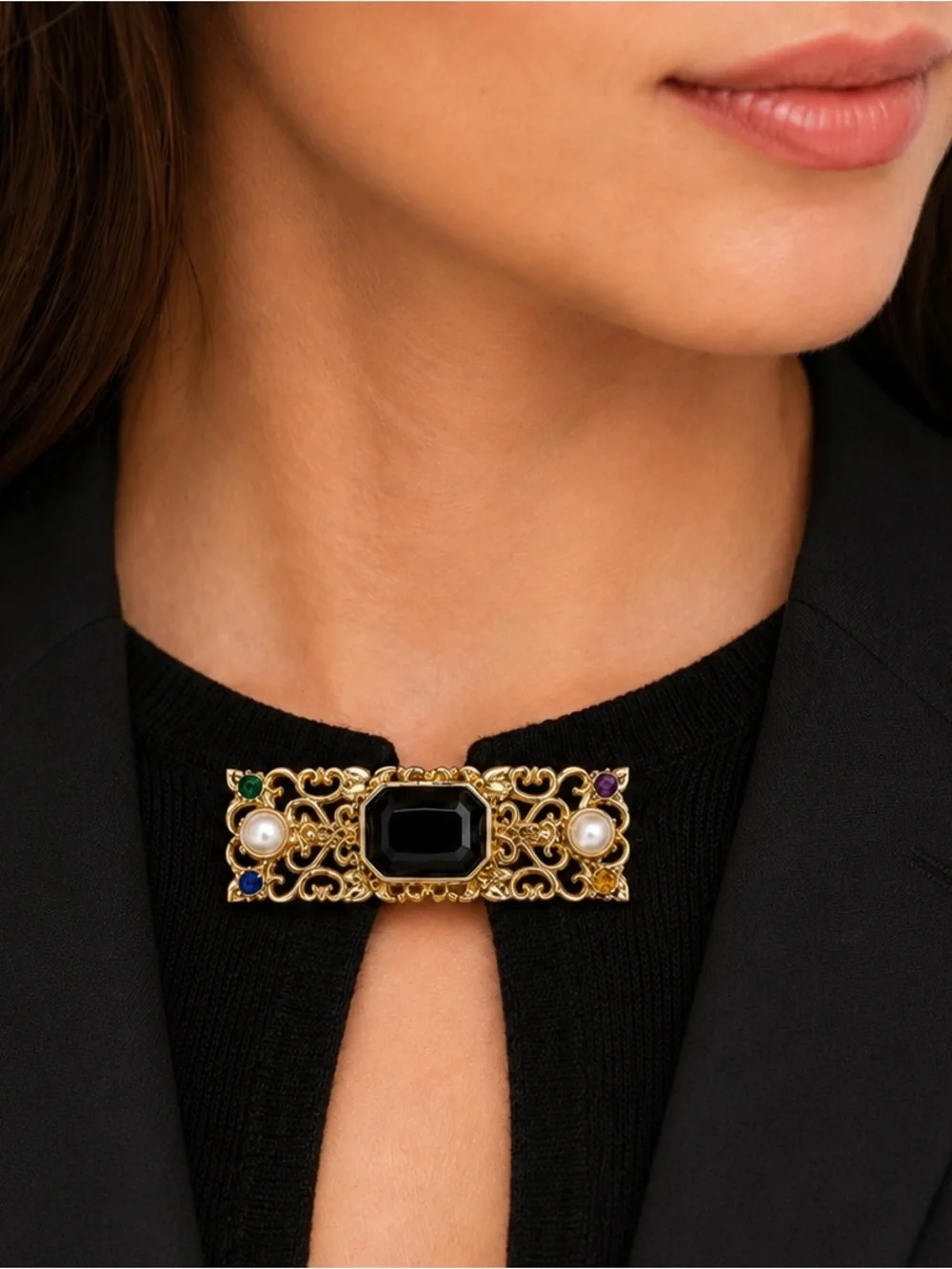 Vintage Gold Tone Filigree Brooch with Faceted Black Stone &‎ Rhinestone Accents